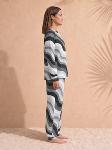 Women's Copacabana Long-Sleeve Pajama Set – Monochrome, side view